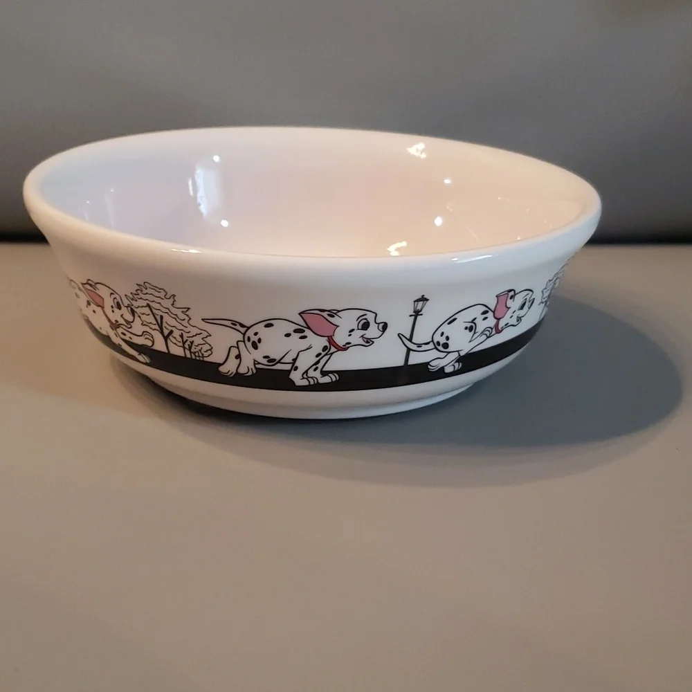 Disney 101 Dalmatians pet bowl NEW